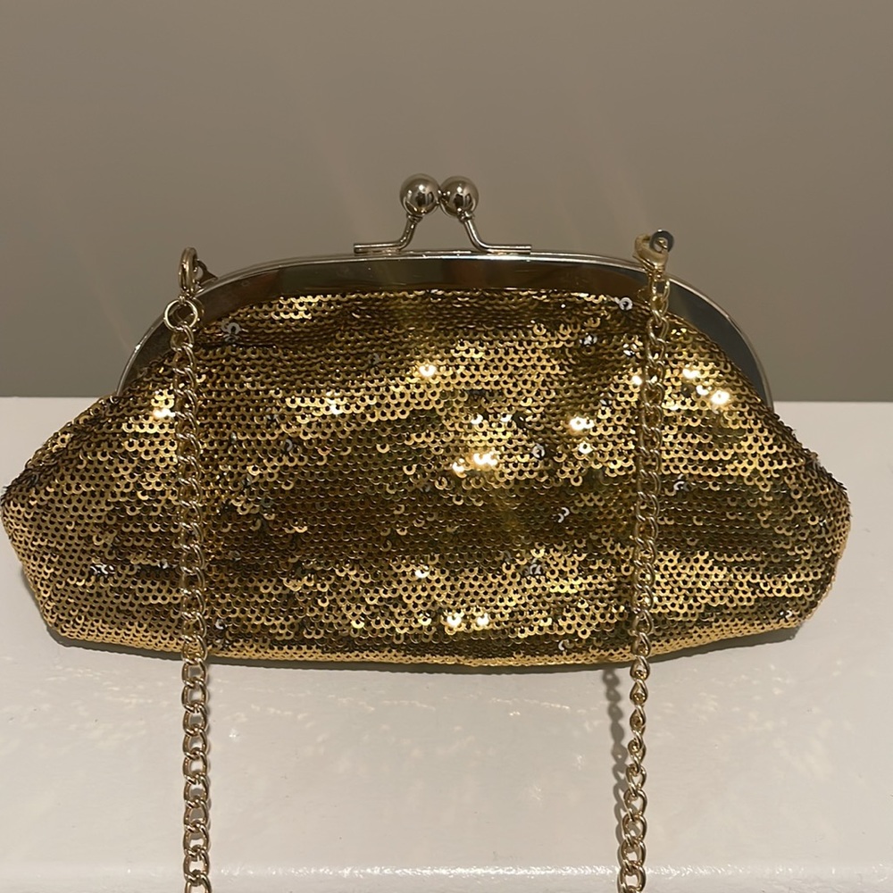 MAX Gold Sequence Purse